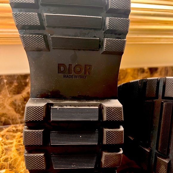 DIOR EXPLORER ANKLE BOOT BEIGE & BLACK MSRP $2100